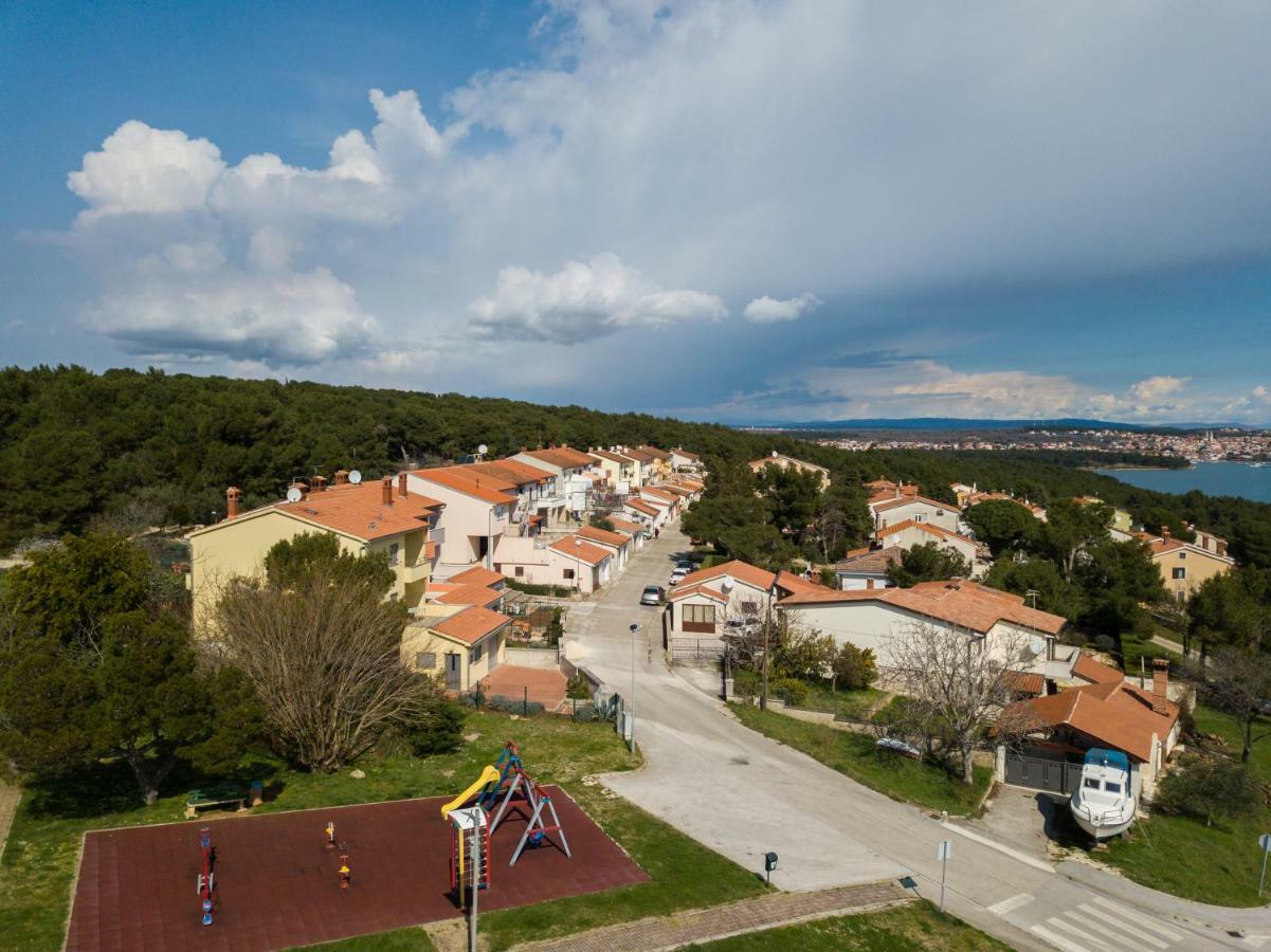 Apartment Lavanda Премантура Екстер'єр фото